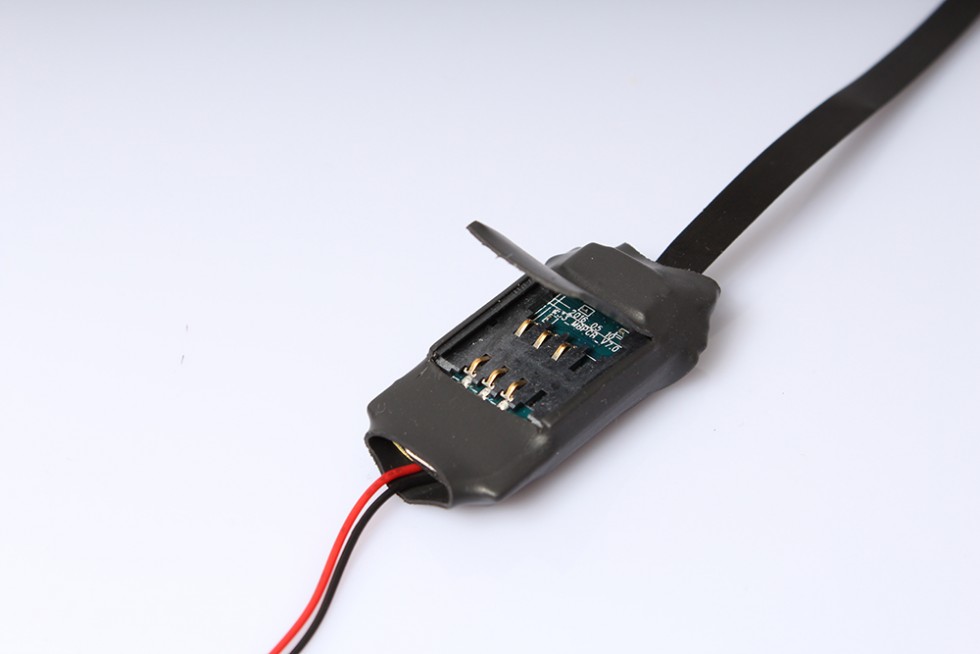 Fotocamera GSM a foro stenopeico